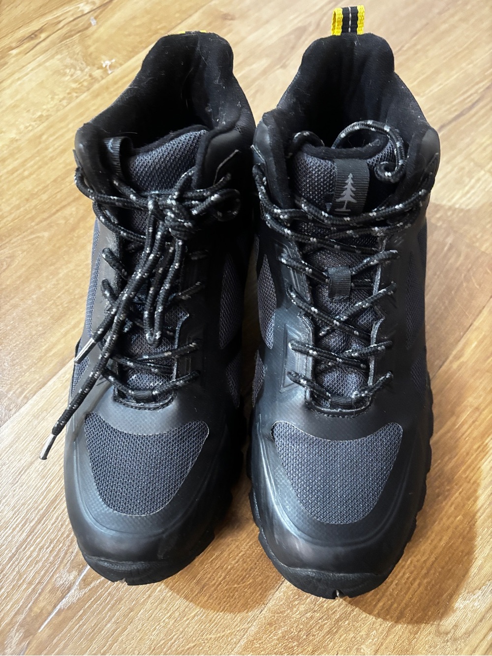 Vibram Black Men's Trail Boots with Yellow Heel Loop